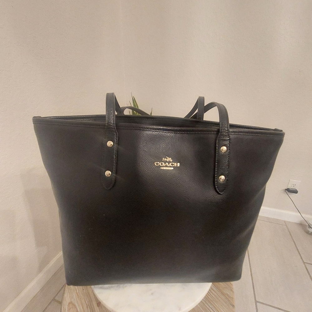 Tote from Coach - Picture 11 of 15